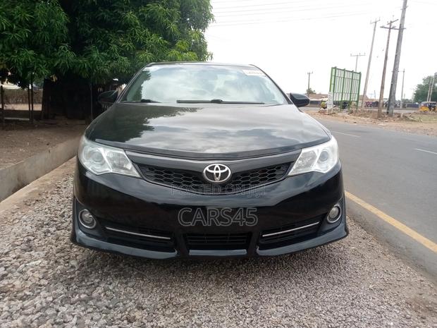 Toyota Camry 2013 Black