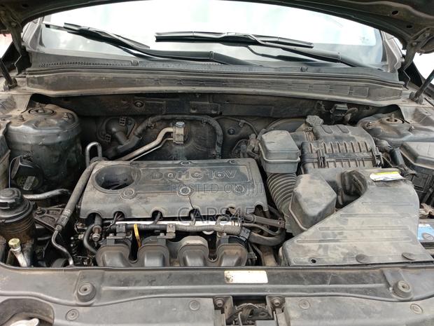 Hyundai Santa Fe 2012 Gray