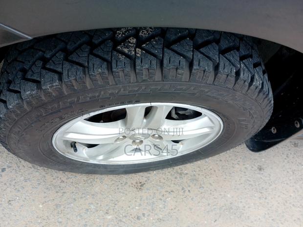 Hyundai Santa Fe 2012 Gray