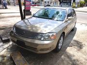Toyota Avalon XL Buckets 2001 Gold for sale