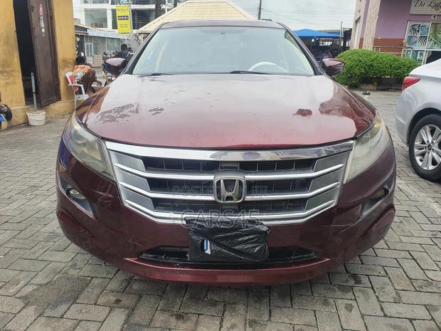 Honda Crosstour 2012 Red
