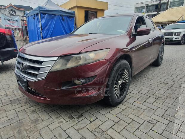 Honda Crosstour 2012 Red