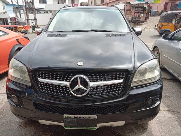 Mercedes-Benz M Class 2006 Black