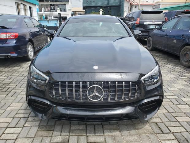 Mercedes-Benz E200 2017 Black