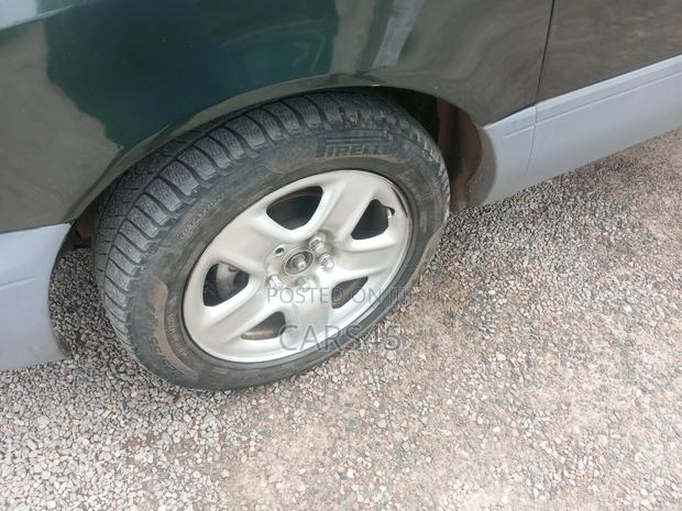 Toyota Sienna 2000 Green