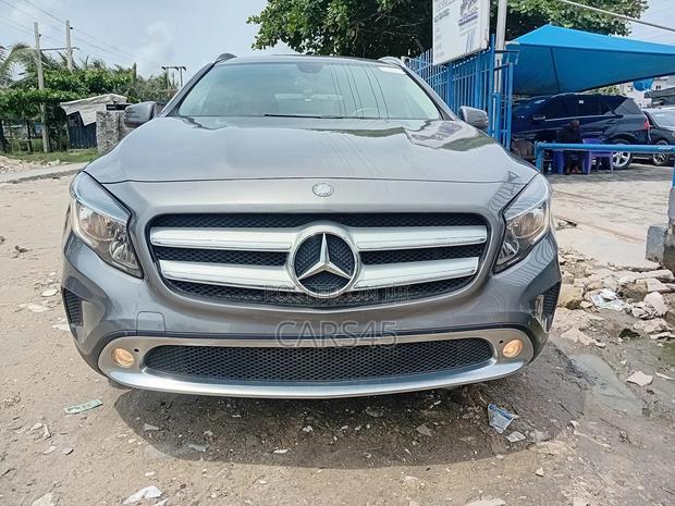 Mercedes-Benz GLA-Class 2015 Gray
