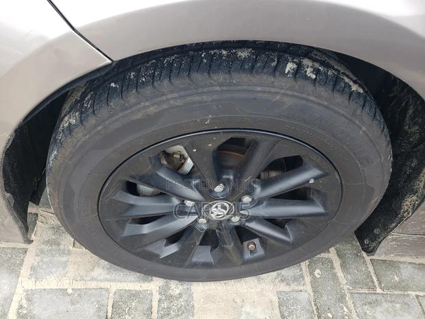 Toyota Corolla 2023 Gray