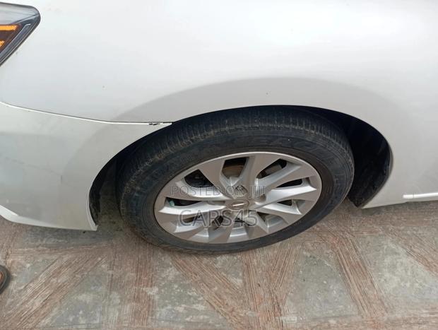 Nissan Sentra 2017 White