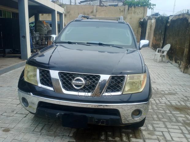Nissan Frontier 2005 Black