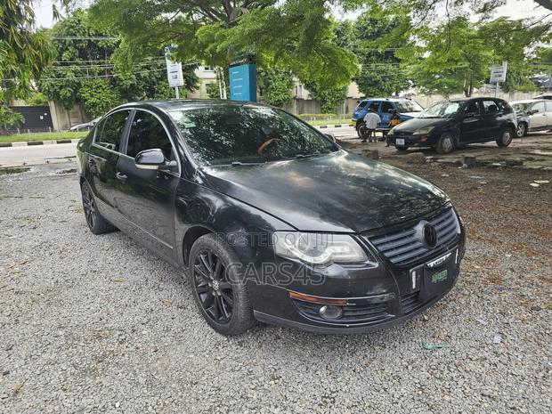 Volkswagen Passat 2010 Black