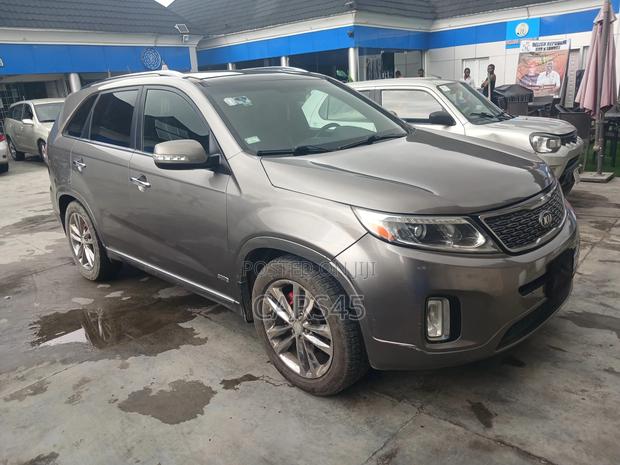Kia Sorento 2015 Gray