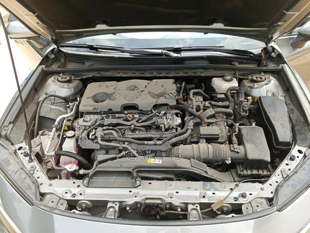 Toyota Camry 2025 Gray