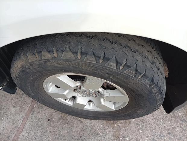 Nissan Frontier 2018 White