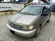 Toyota Sienna 1999 Green for sale