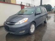Toyota Sienna 2010 Gray for sale