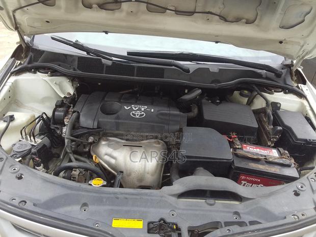 Toyota Venza 2009 White