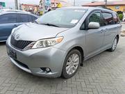 Toyota Sienna 2014 Silver for sale