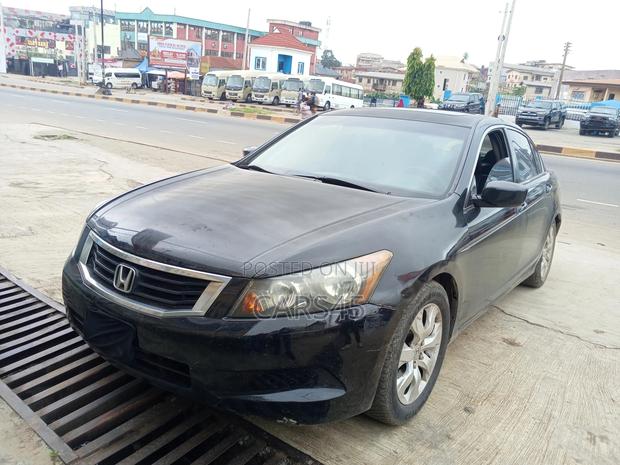 Honda Accord 2010 Black