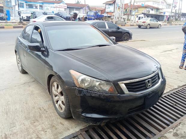 Honda Accord 2010 Black