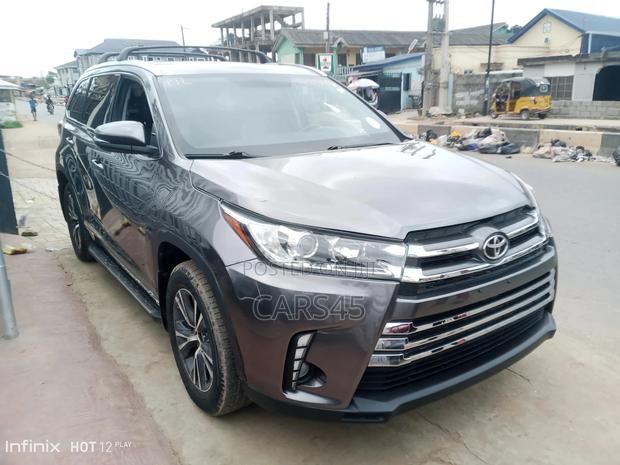 Toyota Highlander 2016 Gray