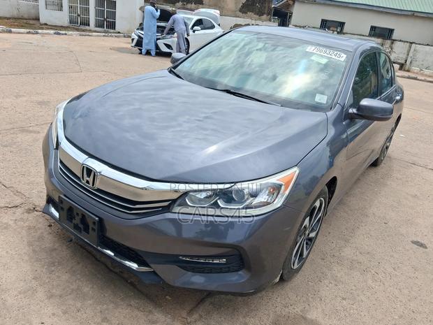 Honda Accord 2017 Gray