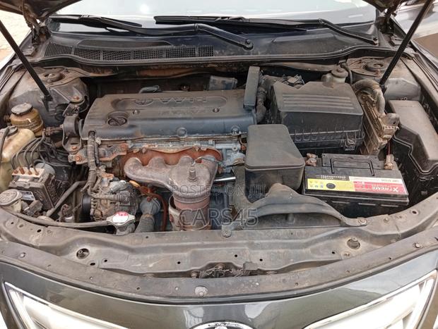 Toyota Camry 2009 Gray