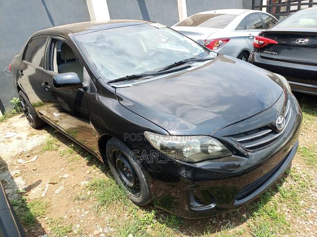 Toyota Corolla 2013 Black