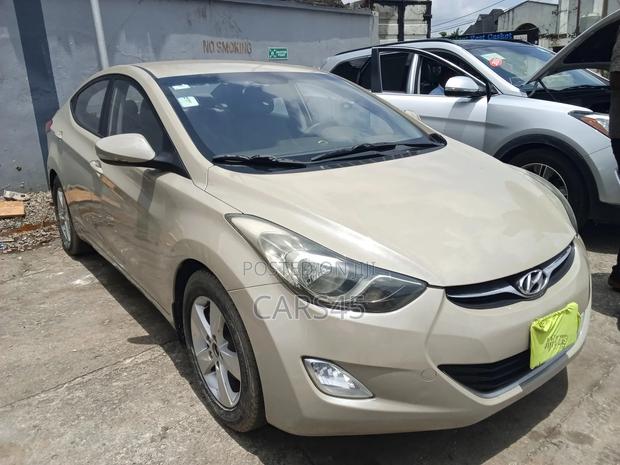 Hyundai Elantra 2012 Beige