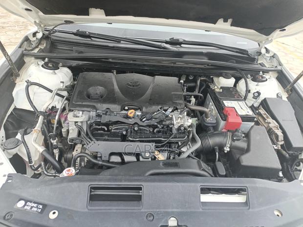 Toyota Camry 2021 White
