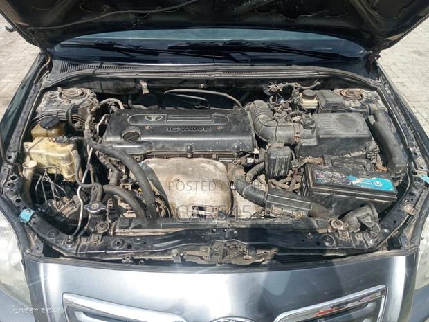 Toyota Avensis 2007 Black
