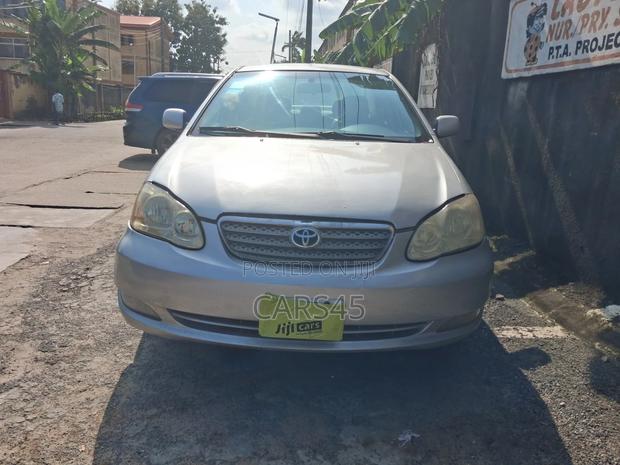 Toyota Corolla 2005 Silver