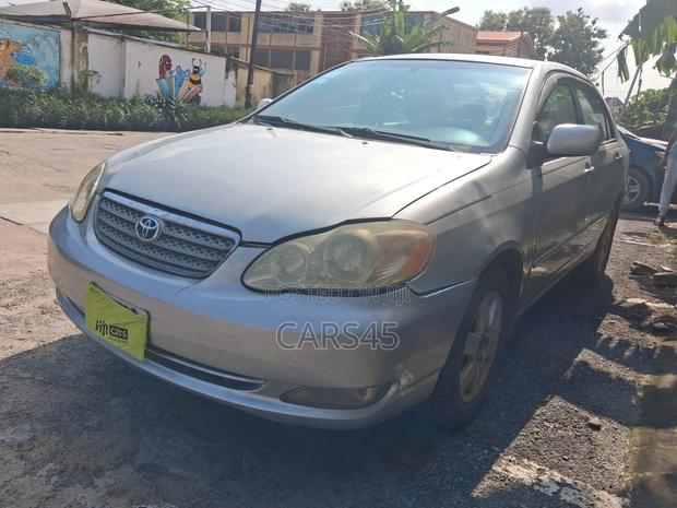 Toyota Corolla 2005 Silver