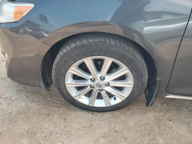 Toyota Camry 2012 Gray