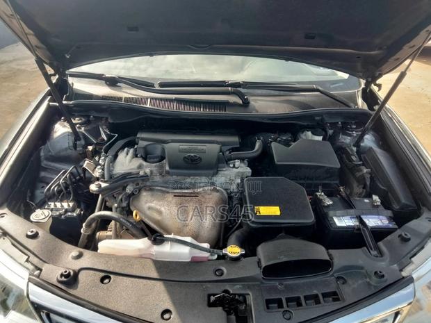 Toyota Camry 2012 Gray
