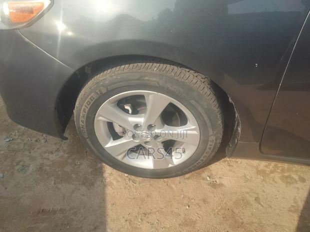 Toyota Corolla 2012 Gray
