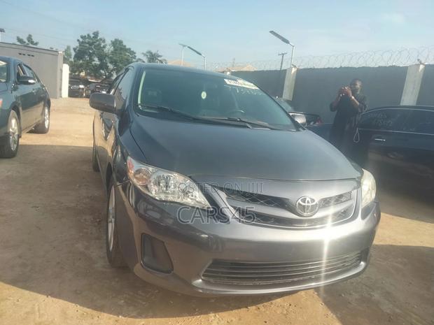 Toyota Corolla 2012 Gray