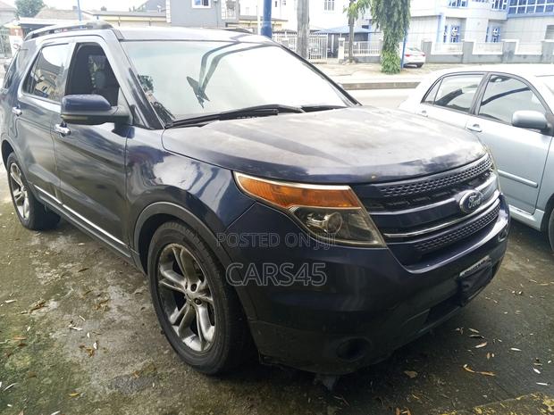 Ford Explorer Base 4dr 4x4 (3.5L 6cyl 6A) 2012 Blue