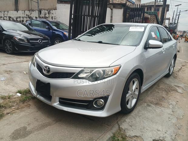 Toyota Camry 2013 Silver