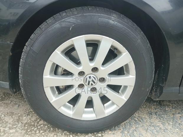 Volkswagen Passat 2008 Black