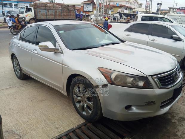 Honda Accord 2008 Silver