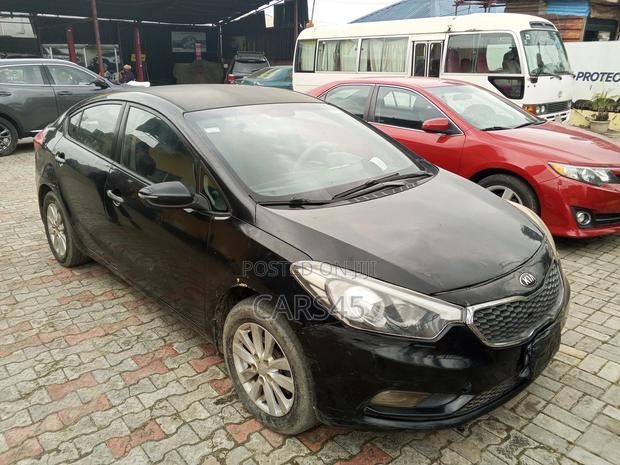 Kia Cerato 2014 Black