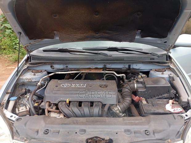 Toyota Corolla 2005 Blue