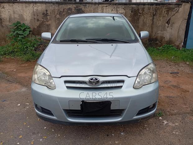 Toyota Corolla 2005 Blue