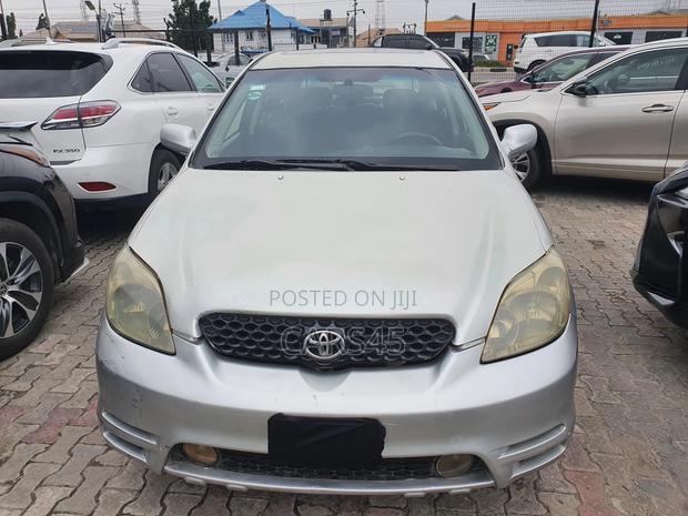 Toyota Matrix 2004 Silver