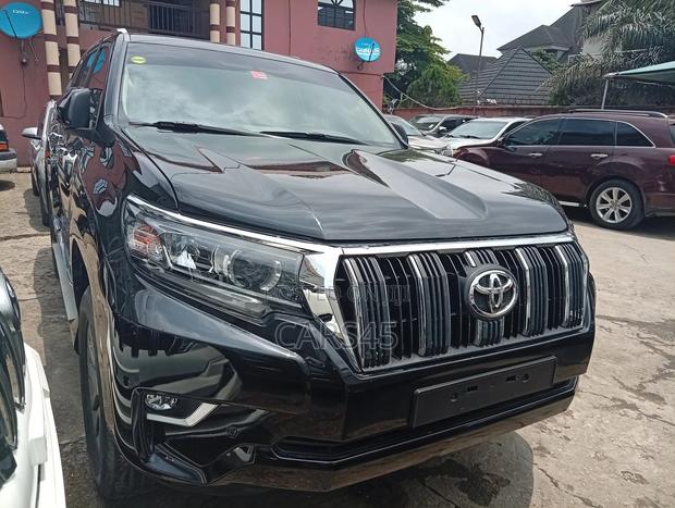 Toyota Land Cruiser Prado 2019 Black