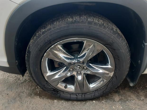 Toyota Highlander Limited Platinum 4x4 V6 (3.5L 6cyl 8A) 2018 White