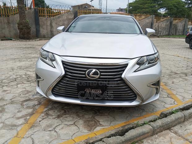 Lexus ES 2013 Silver