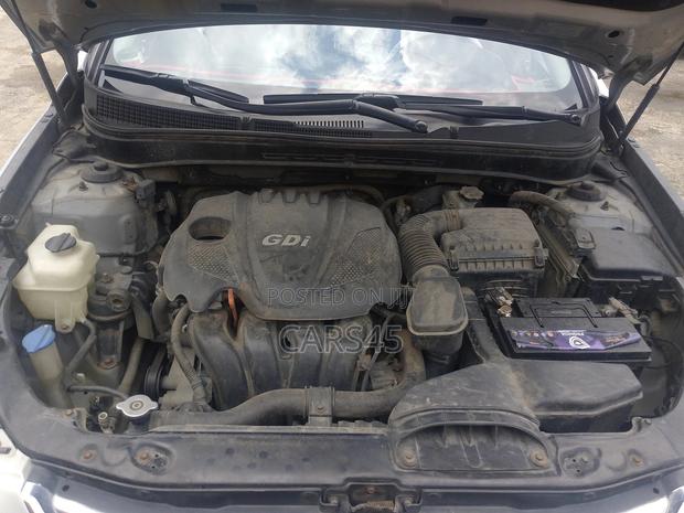 Hyundai Sonata 2011 Silver