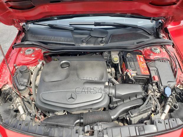Mercedes-Benz GLA 250 2015 Red