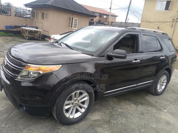 Ford Explorer 2012 Brown